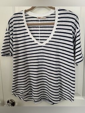 Faherty 100% Linen Navy Stripe V Neck Tee Top White Medium Made Portugal